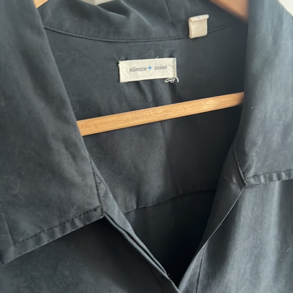 Long button up soft top - Picture 3 of 4